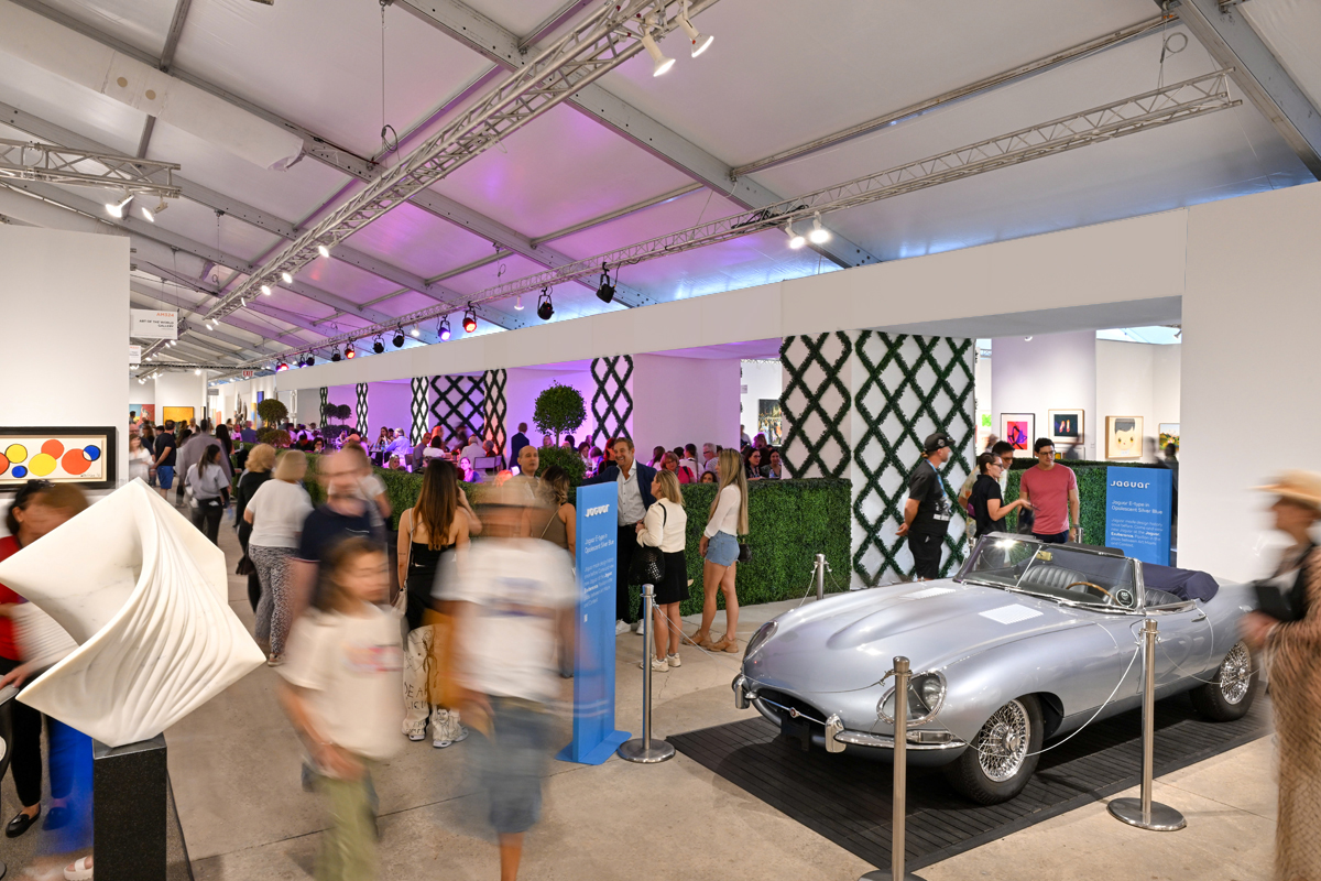 APPLY FOR VIP STATUS Apply for VIP Status at Art Miami